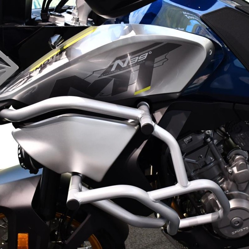 Crash bars supplémentaires blanc/argent CFMOTO 800MT - 6WWV-801000-5000