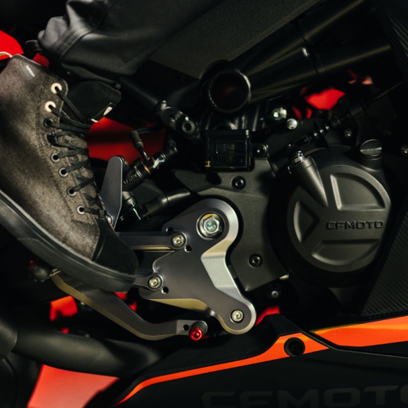 Commande reculée racing droite réglable CFMOTO 450SR - 6AQV-802300-1000