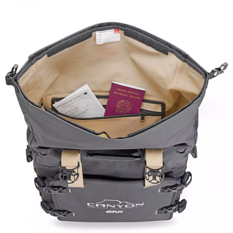Valises latérales imperméables GIVI Canyon Monokey (2 x 25L) pour CF MOTO 450 MT GIVI